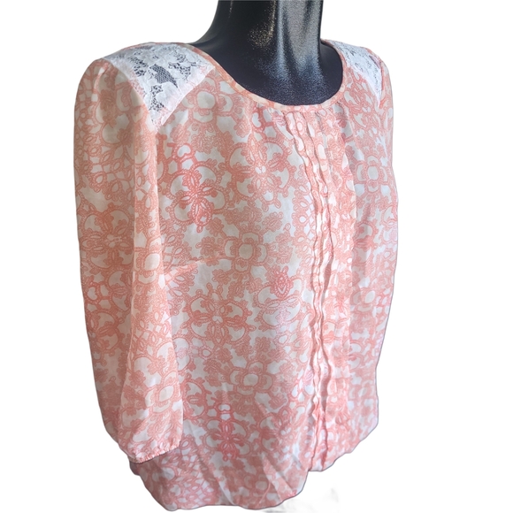 Ricki's Peach and Cream Blouse L - Picture 2 of 6